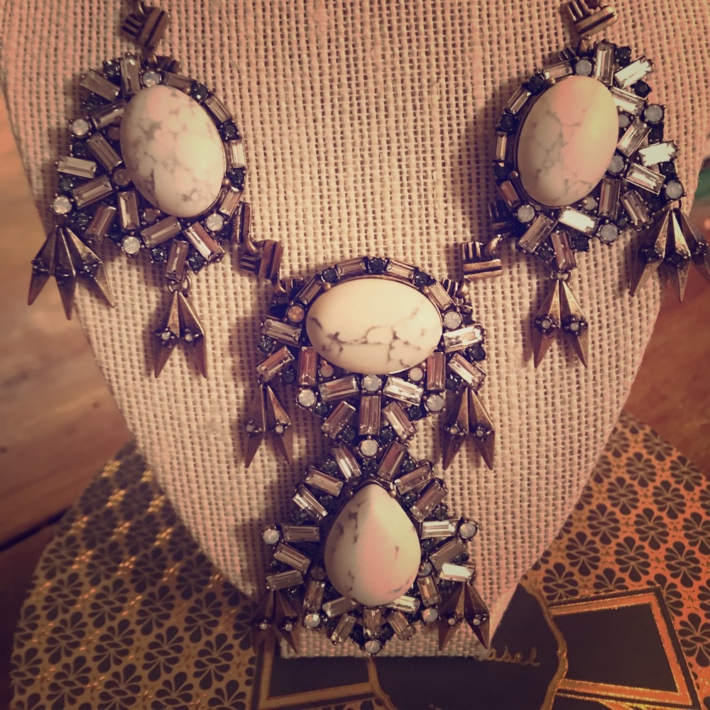 Chloe + Isabel Aventine Statement Necklace